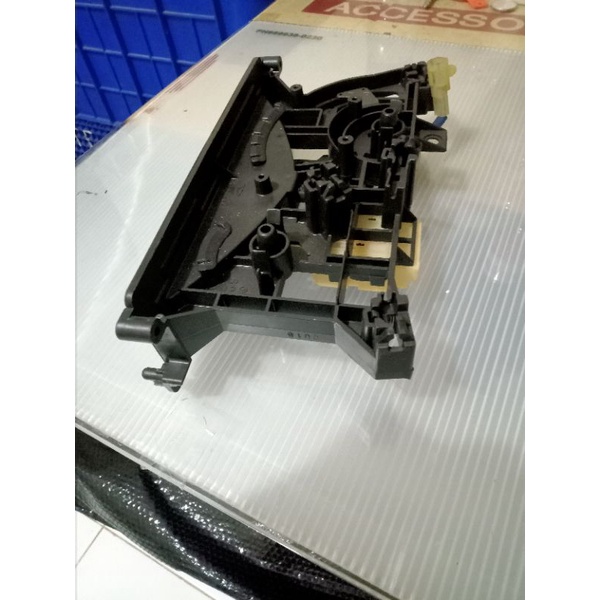 switch AC Daihatsu taruna