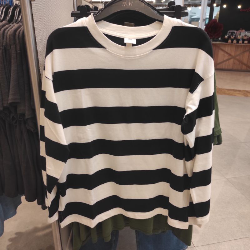 Kaos lengan  panjang H&M Original Store