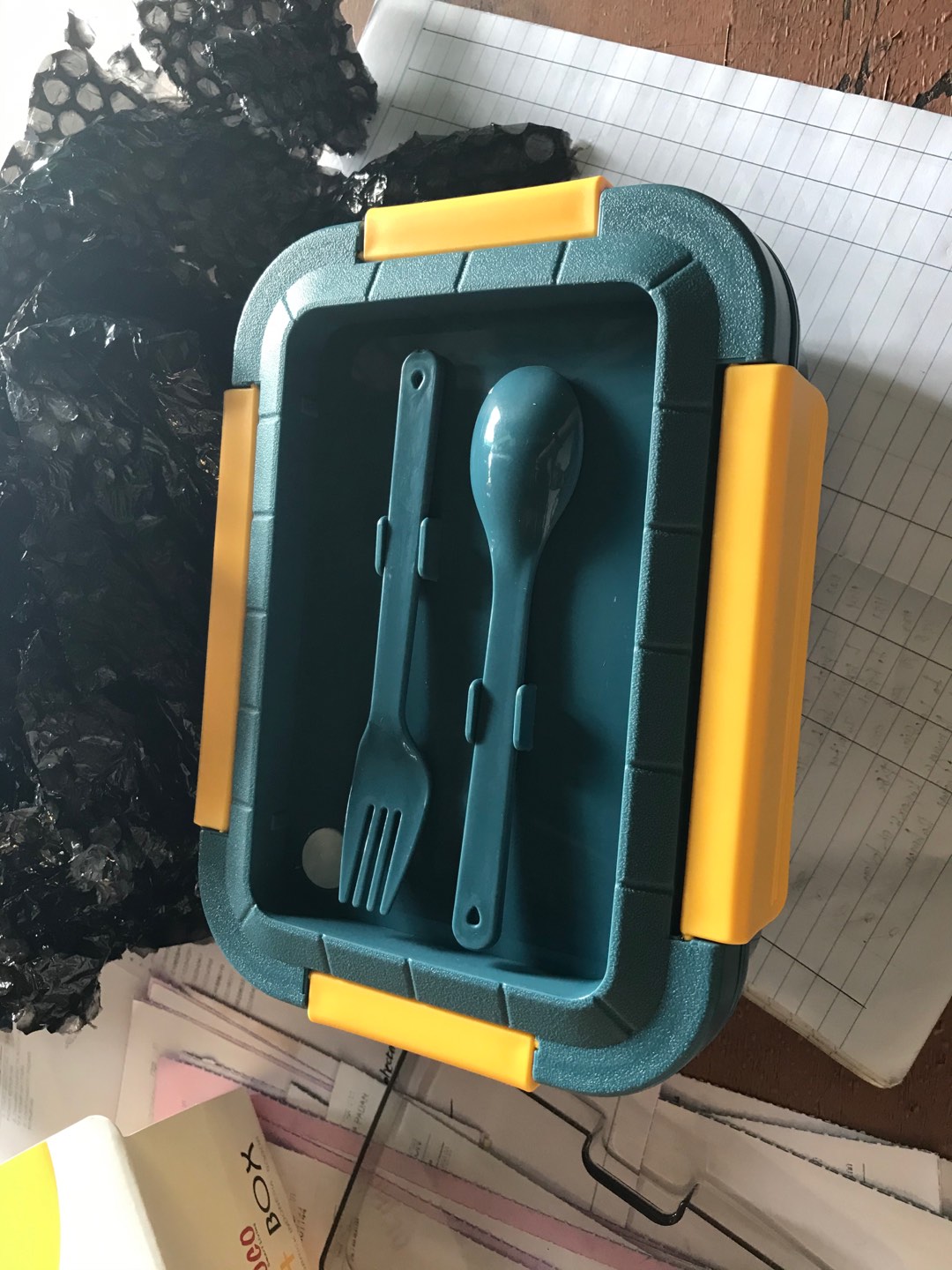 Kotak Makan Lunchbox Orinoco 0224 3 Sekat Anti Tumpah / Praktis Free Sendok Garpu