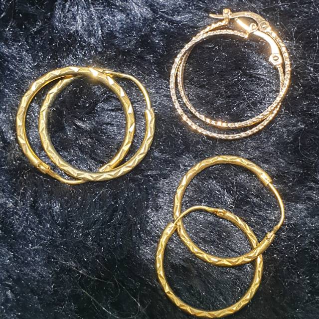 Anting emas asli model bulat ukir