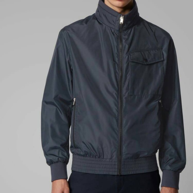JAKET HUGO BOSS WINDBREAKERS LIGHT WEIGHT BLACK