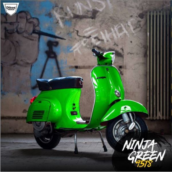 Cat Pilox Diton Premium Ninja Green 9518 400cc Hijau Kawak sepeda motor mobil helm pilok pylox pylok