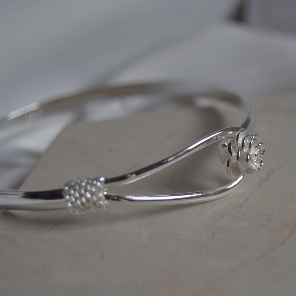 Flower Bangle Bracelet / Gelang Titanium / Gelang Wanita / Gelang Anti Karat