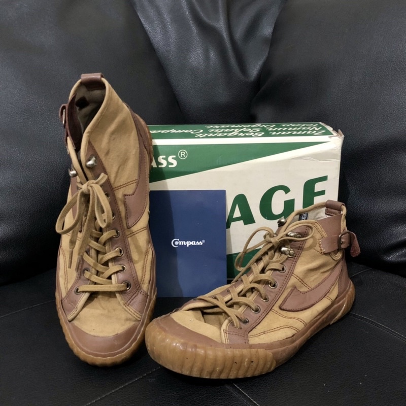 Sepatu Compass x Oldblue Size 43 (darahkubiru - Wall of Fades 2019)