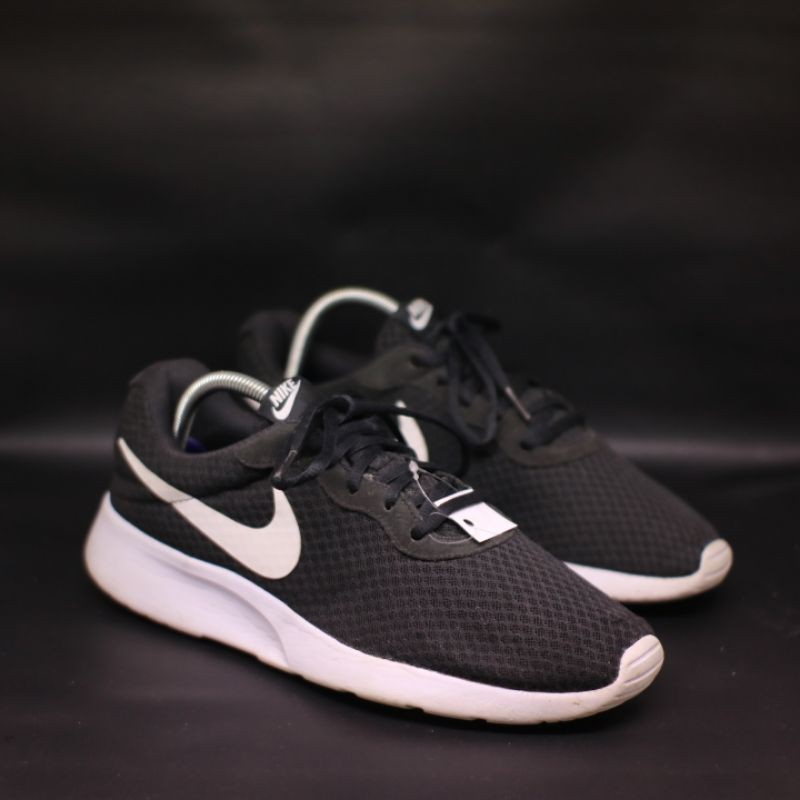 men's shoe nike tanjun