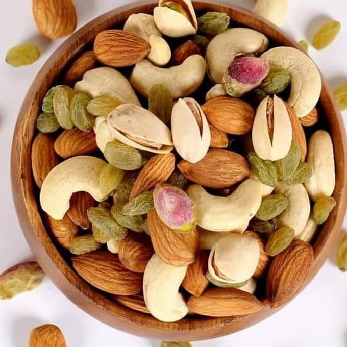 

Premium Mix Nuts / Trail Mix/Kacang Mix /Almond Cashew Pistachio 1 Kg Dudung.Store