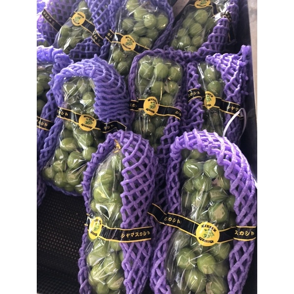 

Anggur shine muscat rrc jumbo 1 kg