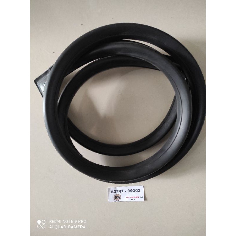 karet kaca samping hardtop