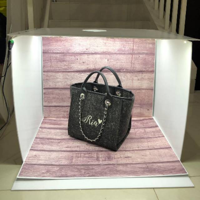 

Studio Box Ukuran A2 ( 44 x 30 x 24 )