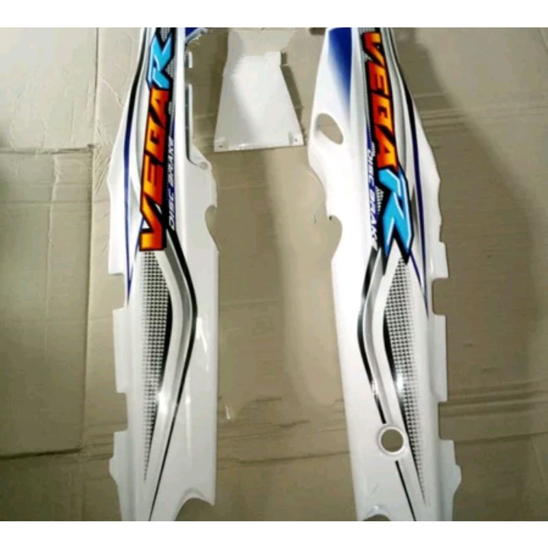 cover body yamaha vega R lama
