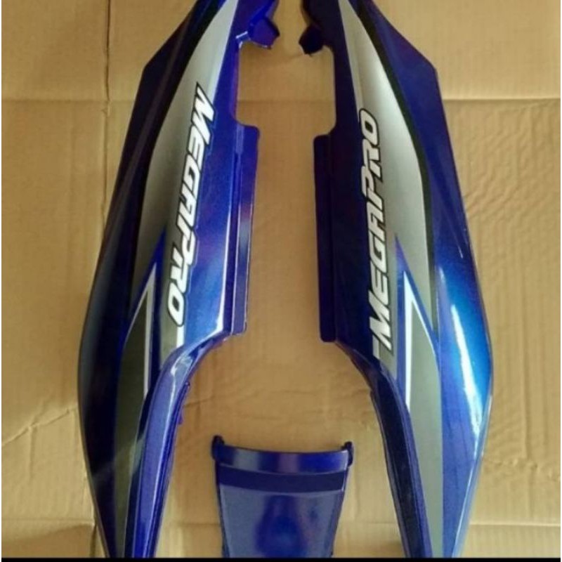 Cover body belakang megapro primus biru