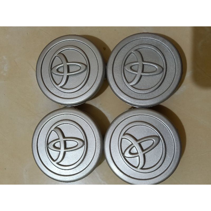 Tutup Velg Dop Roda INNOVA 2005-2015 Diameter 6.2cm