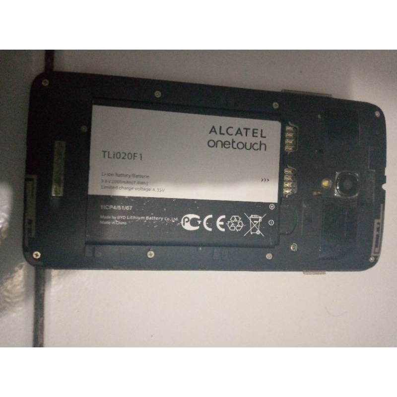 Alcatel 5022D mesin nyala