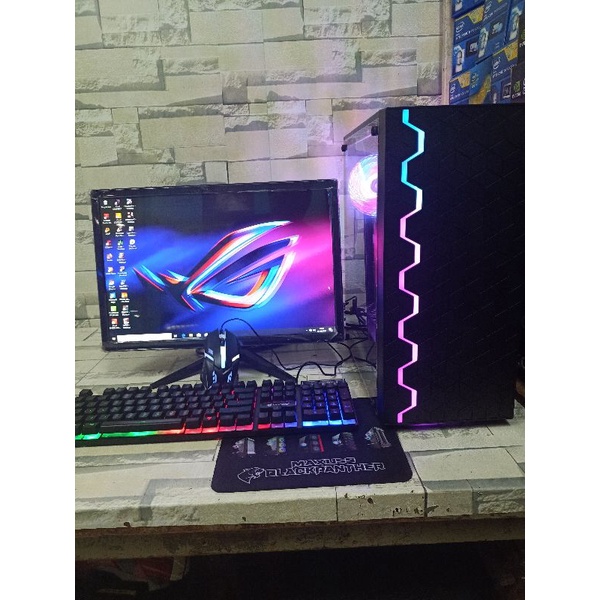 PC gaming core i5 Ram 8 Gb Vga 2 Gb feat LED 22&quot;