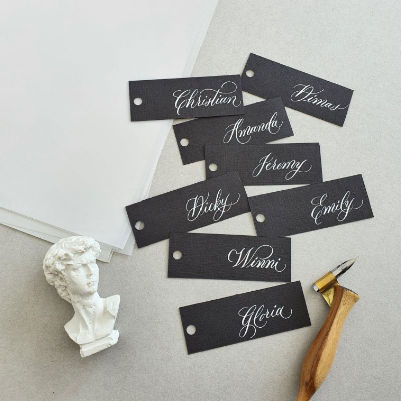 

calligraphy table | place card | seating card | name tag
