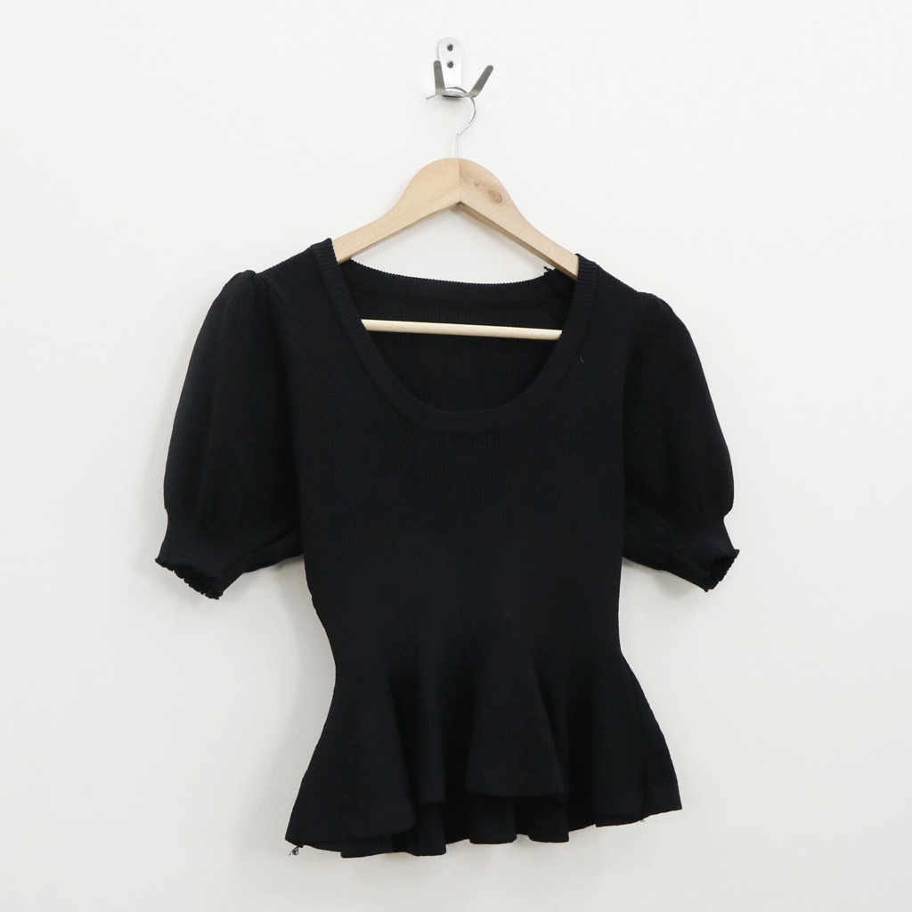 Shana knit top - Thejanclothes