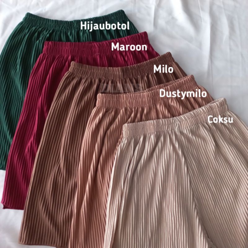 Hot Pants Plisket lidi Bisa JUMBO  || Celana Santai Lipatan Lidi Termurah Best Seller