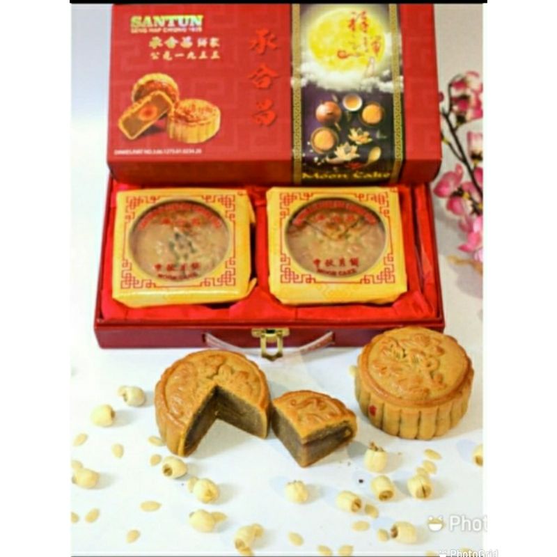 

Mooncake Santun Kacang Hijau Vegetarian-Mooncake Santun Isi 2pcs