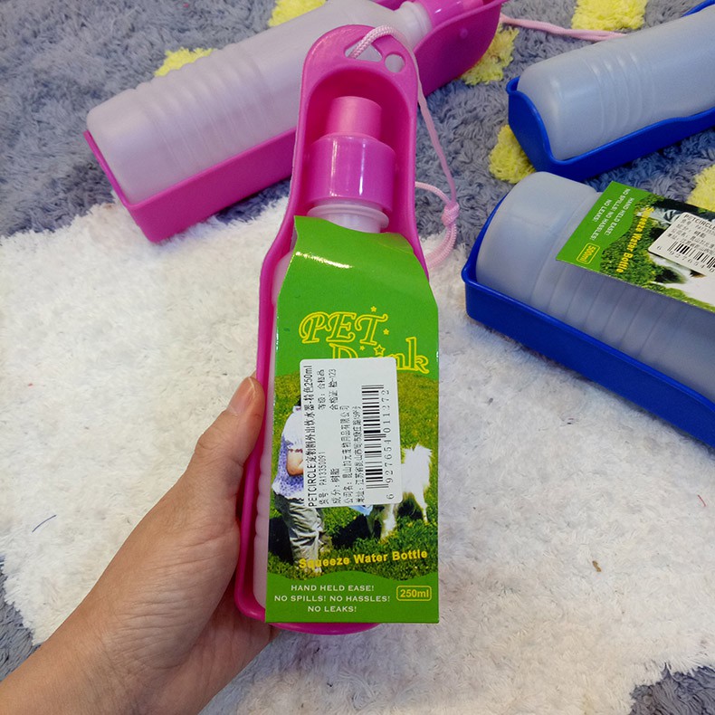 Botol Minum Anjing / Kucing Peliharaan 250ML portable Dapat Dilipat Untuk travel / outdoor