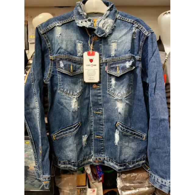 jaket denim ripped