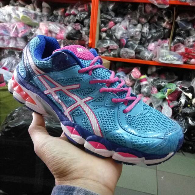 ASOCS GELLITTE SEPATU  VOLLY  CEWE SEPATU  OLAHRAGA CEWE 