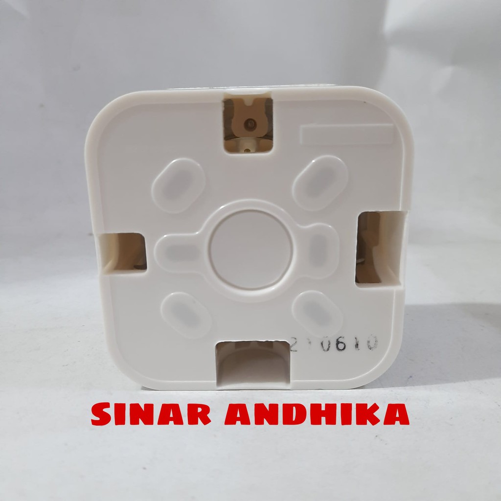 STOP KONTAK SINGLE NON CP PUTIH OUTBOW PANASONIC WEJP 1131-7+WEJ 6911W