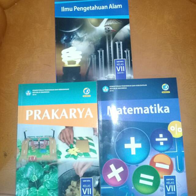 Buku Paket SMP/MTs Kelas 7 semester 2