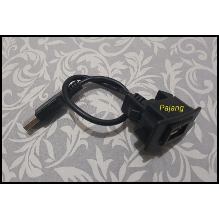 Colokan Usb Untuk Mobil Honda Brio / Jazz /Civic /Accord / Crv / Freed
