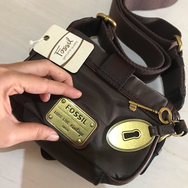 Preloved tas fossil emory mini