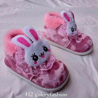 Sepatu anak perempuan usia 1 s d 3 tahun motip kuping  