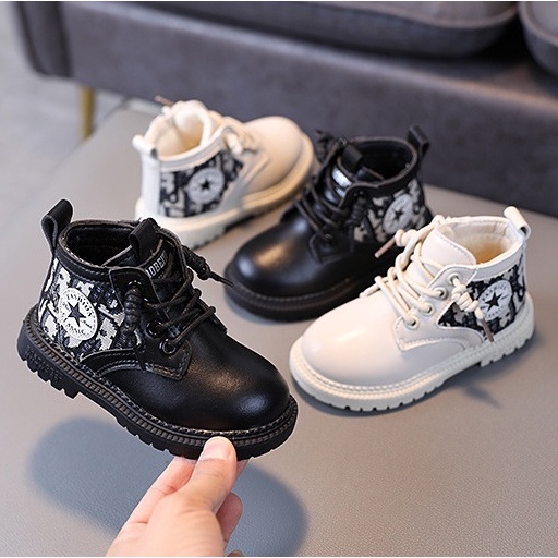 [COD] Sneakers anak impor premium Hitam &amp; Putih usia 0-6 tahun / sepatu anak impor korea keren sepatu anak laki laki