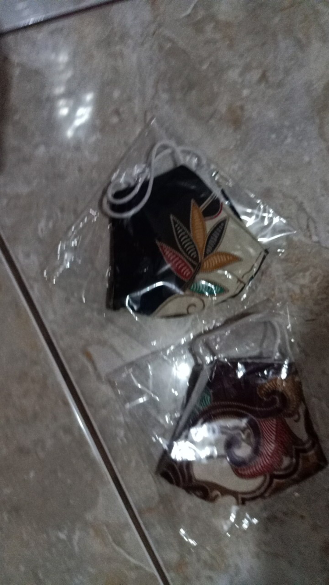 Masker Kain Batik Anak