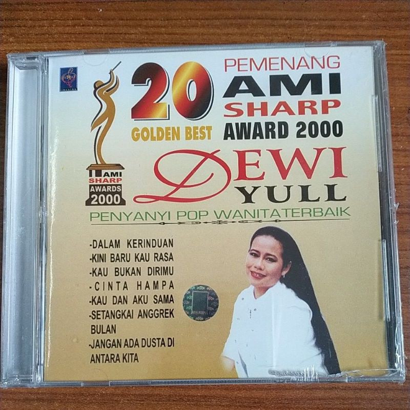 CD Dewi Yull-  20 Golden Best AMI Sharp. Pop Nostalgia