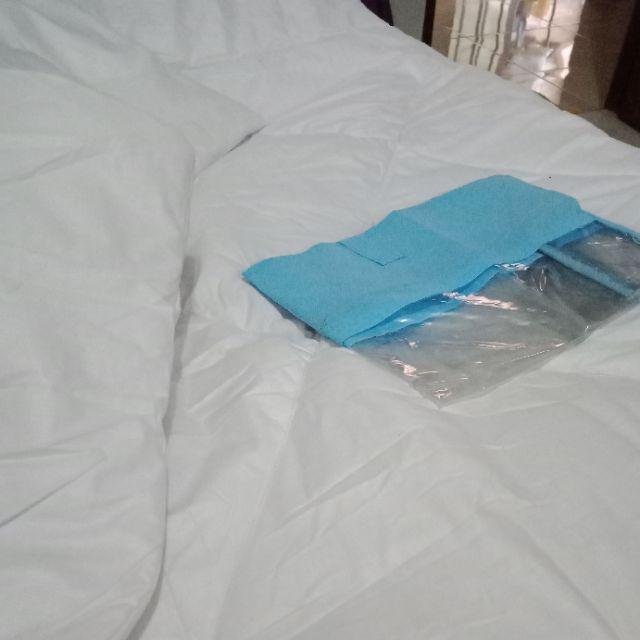 Duvet (isi Bedcover Lepas)