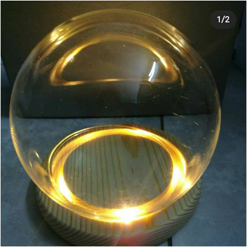 Glass dome bulat