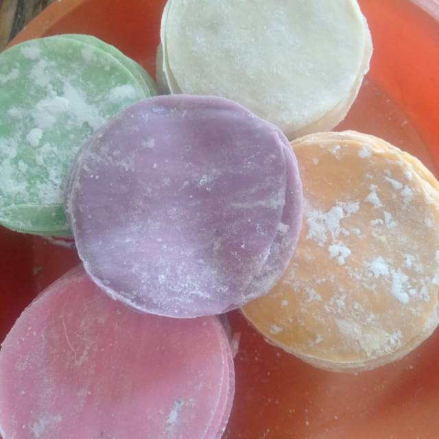 

Kulit dimsum warna warni isi 100 lembar