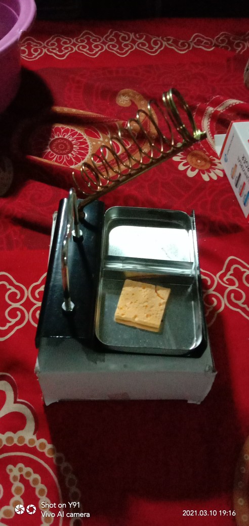 Dudukan Solder Kotak / Soldering Stand