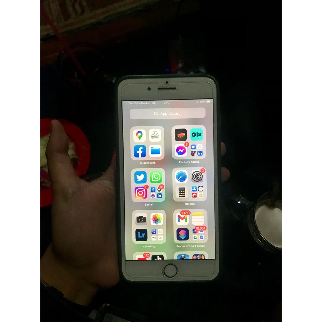 IPHONE 8 PLUS 64 GB LIKE NEW