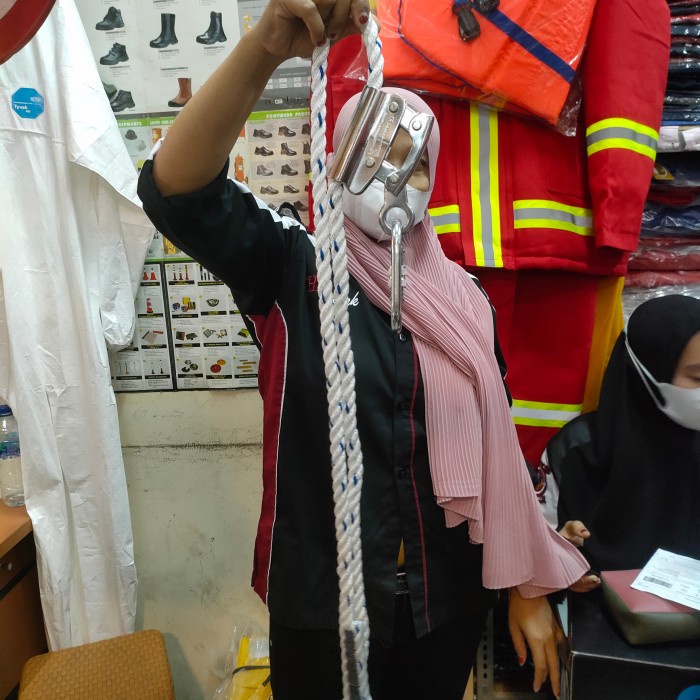 

Murah Work Positioning Lanyard Haidar Lengkap Dengan Carabinar Harga Promo Terbatas