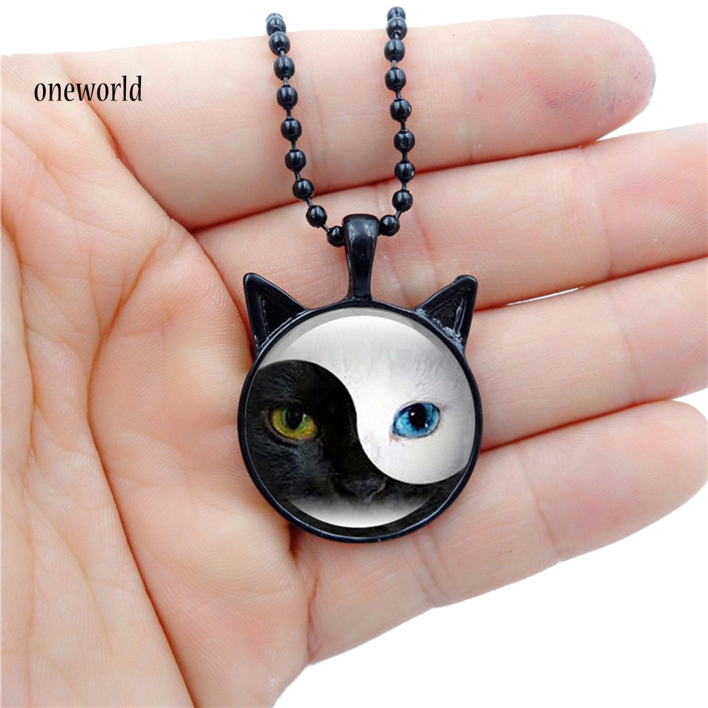 Kalung Rantai Dengan Liontin Kucing Yin Yang Bahan Kaca Untuk Wanita