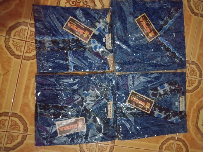 Ruzza Batik Couple Motif Mega Mendung Merah Biru Batik Seragam Keluarga Navy Marun Size M L Xl