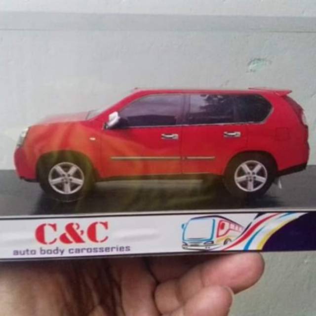 Papercraft miniatur Nissan X-Trail 2008