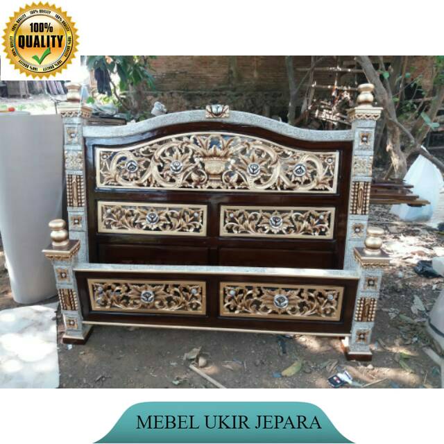 dipan rahwana jati, dipan ukiran mebel jepara, mebel ukir jepara