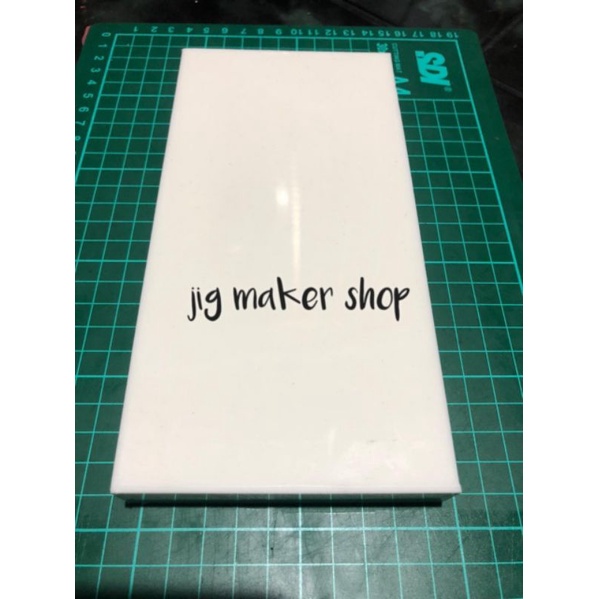 silokone press 15x20 tebal 2cm