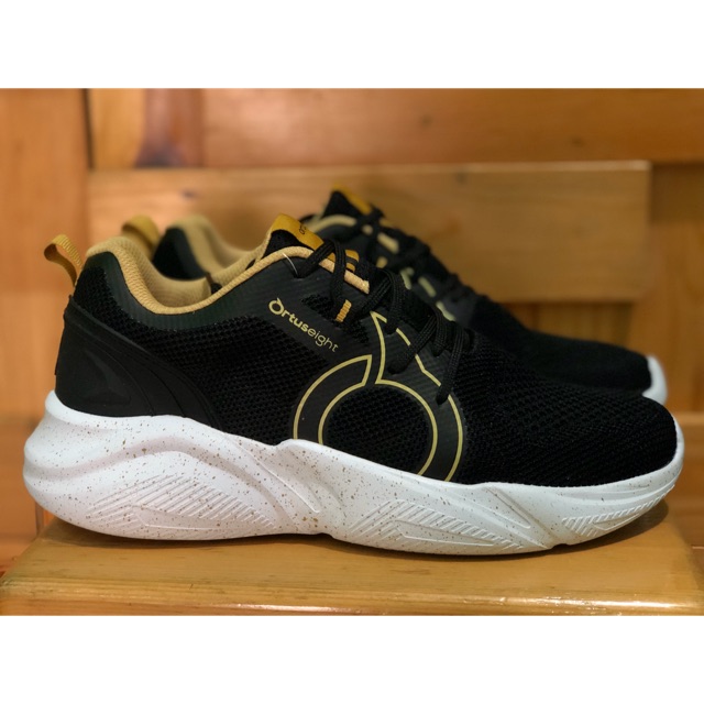 ORTUSEIGHT SPRING ‘20 SNEAKERS MAMBA | BLACK, TORTILLA