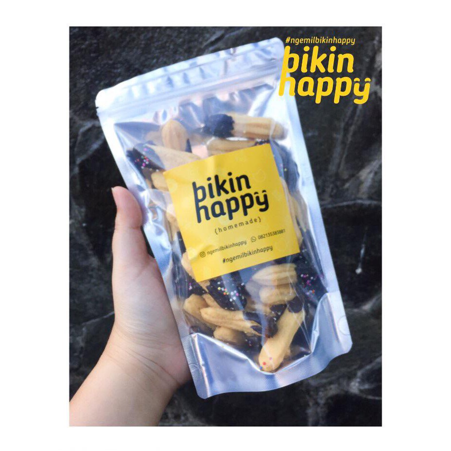 

HAPPY SUS | cemilan | cemilan coklat | coklat | jajan coklat | coklat kriuk | sus coklat | sus kerin