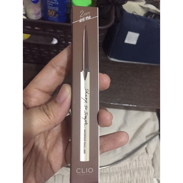 Clio eyeliner pencil