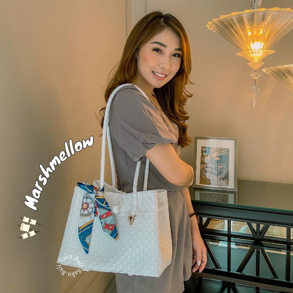 Patty M Polos / tas anyam bali / tas anyam sintetis plastik premium kendal / tas ootd / Pluto / Leo 