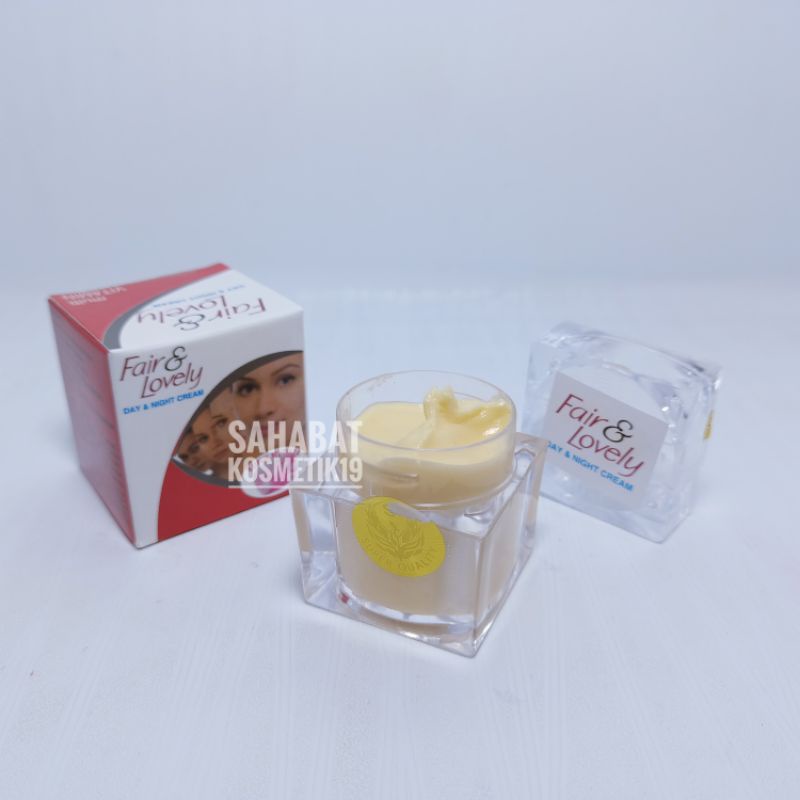 CREAM FAIR AND LOVELY SUPER SIANG DAN MALAM ECER