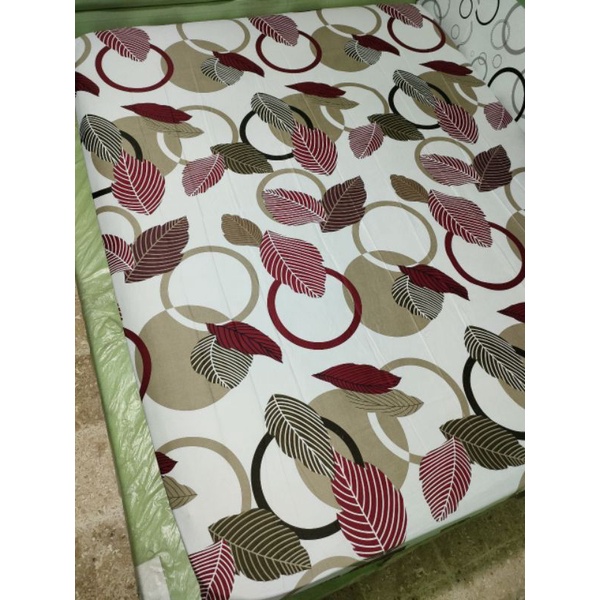 Sprei Hm Motif Daun Cinta